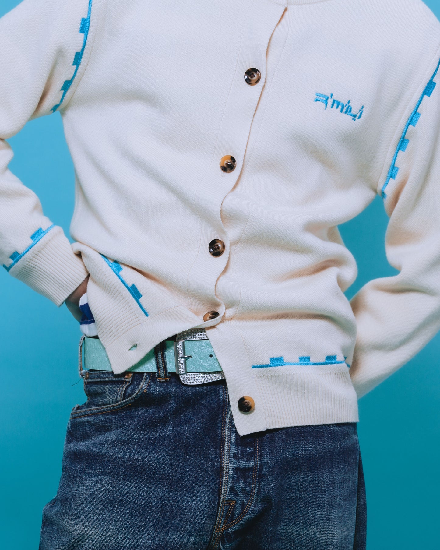 R’MILI « CARDIGAN AMAZIGH KNITWEAR » Off White /Blue