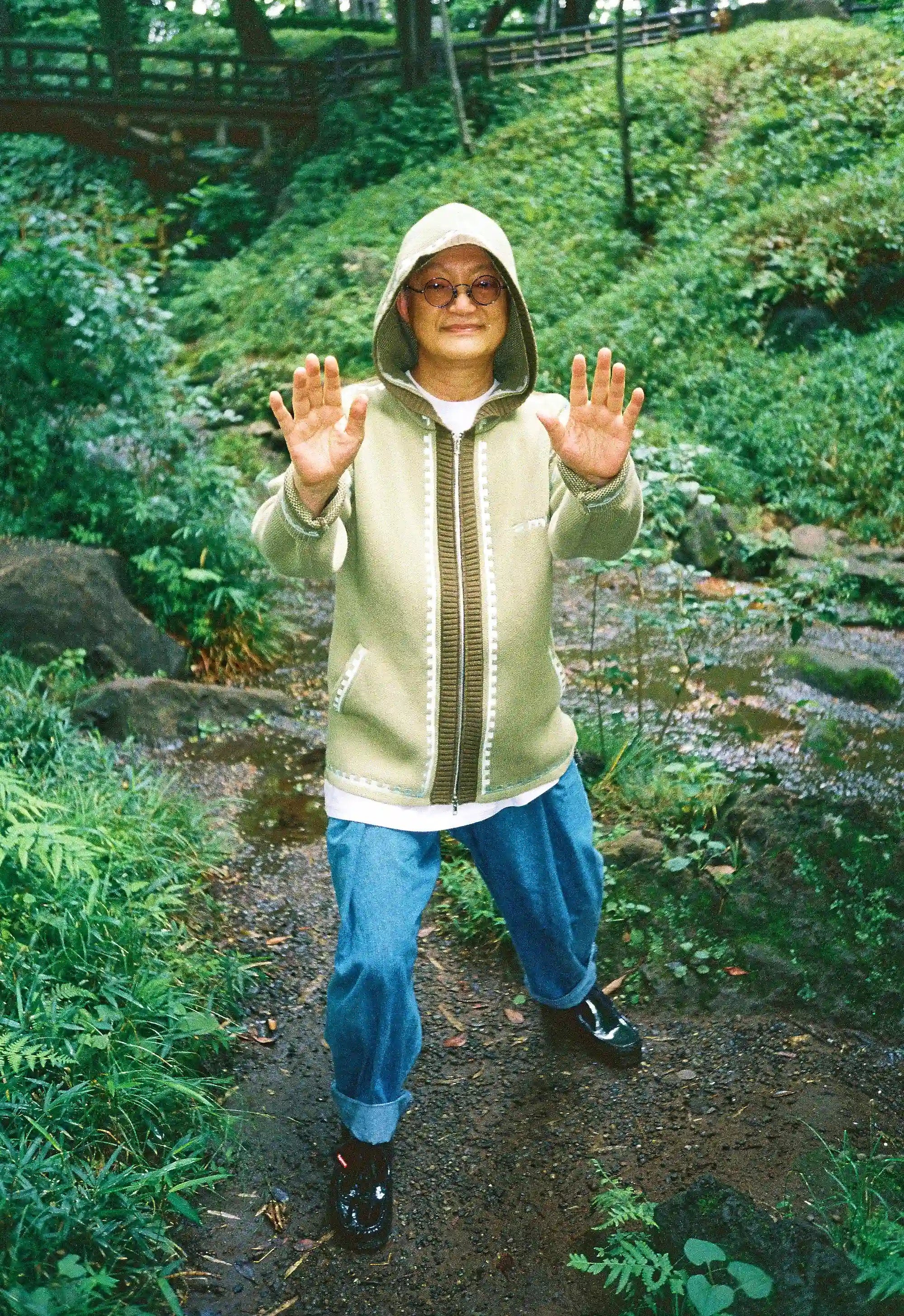 Masahiro wearing R'MILI Berbere Knitwear Jacket in green, Tokyo 